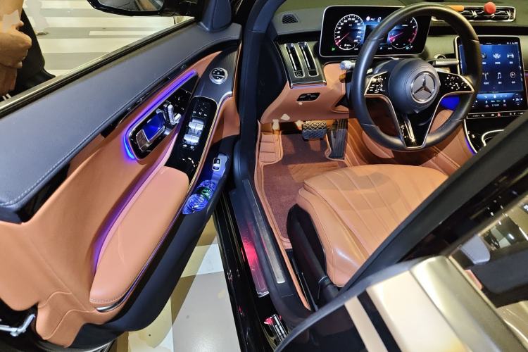 Used Mercedes-Benz S-Class 2023 S 400 L Business Model Driver Seat