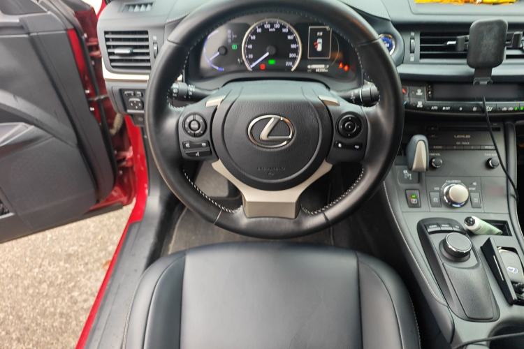 Used Lexus CT 2020 CT200h Comfort Edition Monochrome Steering Wheel