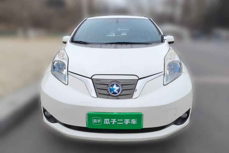 Used Venucia Leaf 2014 Navigation Version 6.6 KW