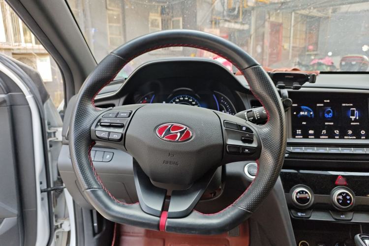 Used Hyundai Elantra (6th Generation / Lingdong) 2019 1.4T Dual-Clutch Xuan Dong · Dynamic Model