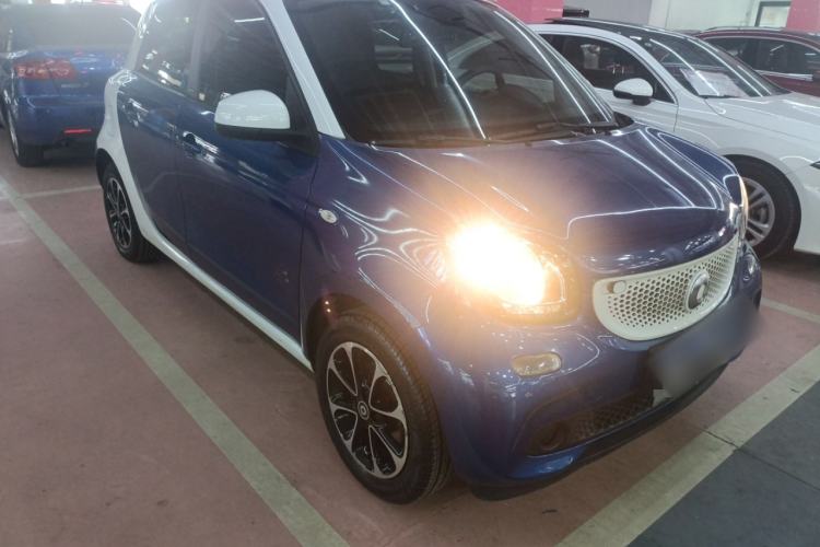 Used smart forfour 2016 1.0L 52 kW Passion Edition