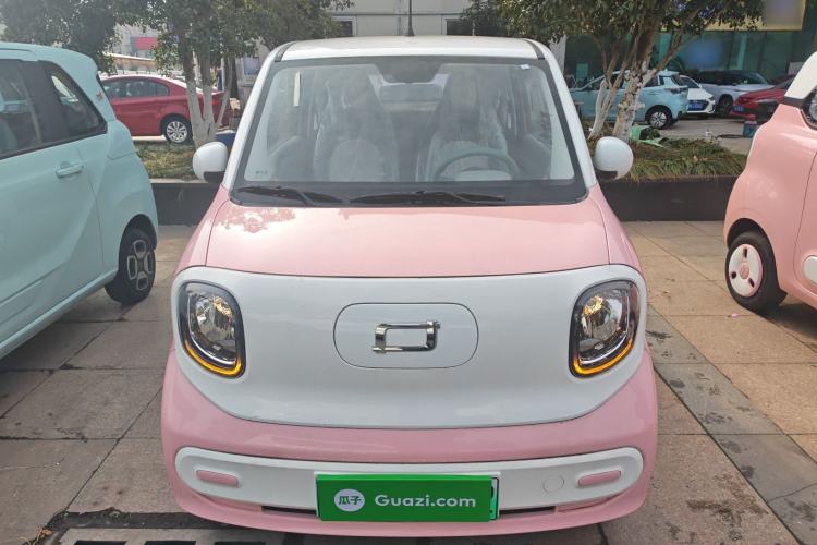 Used Bestune Pony 2024 170km Range Energizing Horse