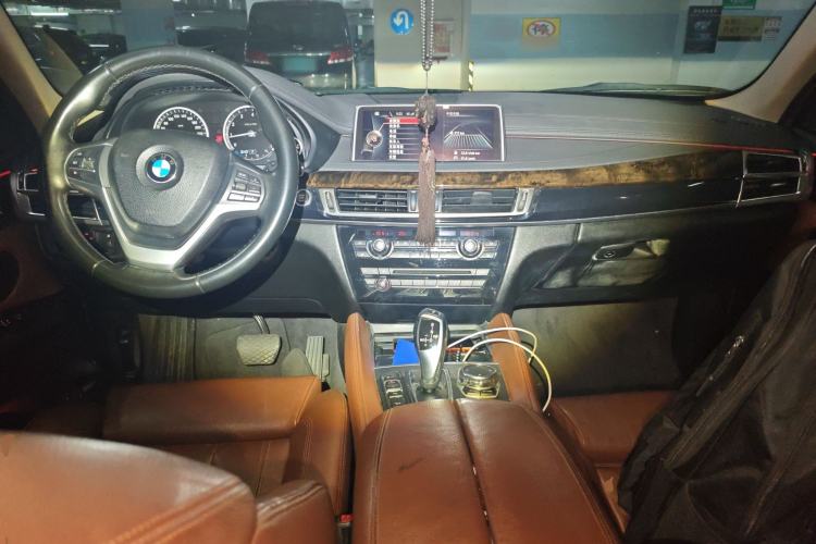 Used BMW X6 2015 xDrive28i
