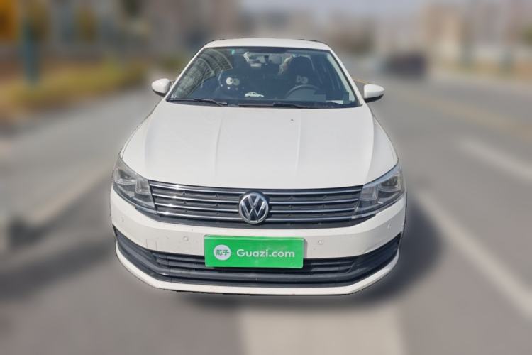 Used Volkswagen Lavida 2015 1.6L Manual Fashion Edition
