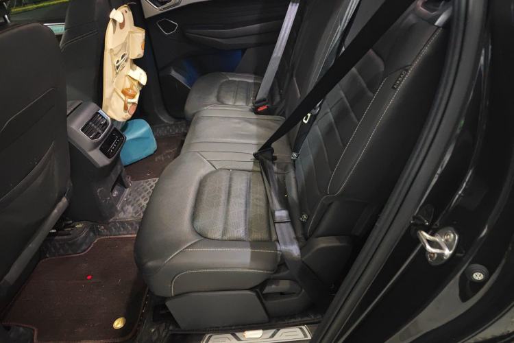 Used Volkswagen Talagon 2022 380TSI All-Wheel-Drive Luxury Prestige Pro 7-Seater Left Rear Seat