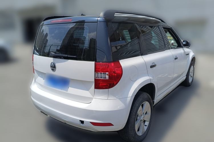 Used Skoda Yeti 2016 1.4TSI DSG Advanced Edition Rear Right 45 Deg