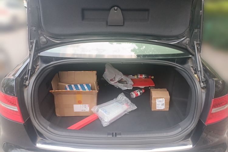 Used Audi A6L 2011 2.0 TFSI Automatic Standard Edition Trunk