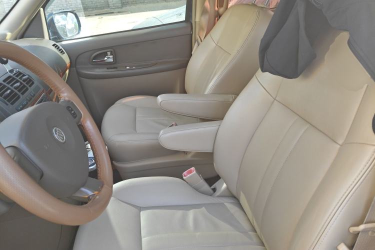 Used Buick GL8 2011 2.4L LT Executive Edition Left Front Seat