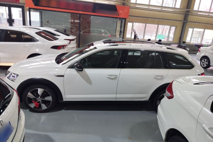 Used Skoda Octavia 2019 TSI280 DSG Luxury Edition Station Wagon China VI Standard
