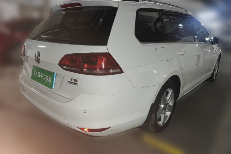 Used Volkswagen Golf 2014 1.4TSI Luxury Travel Edition Rear Right 45 Deg