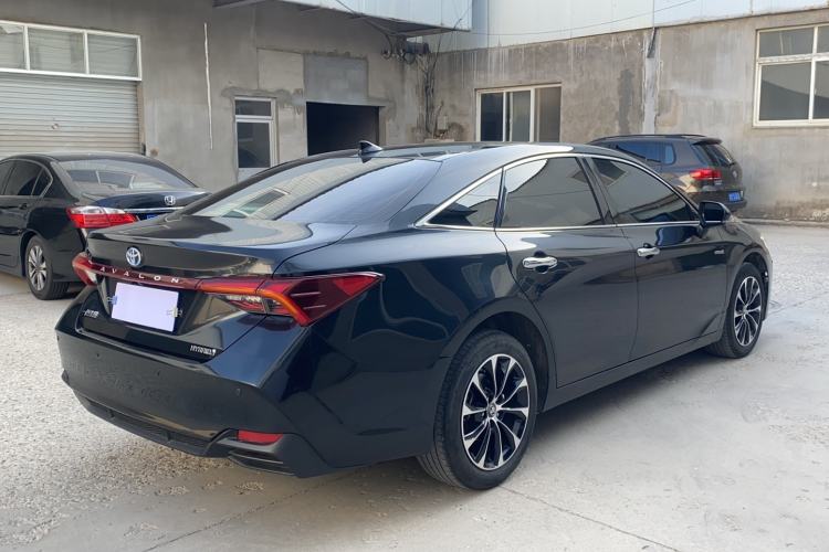 Used Toyota Avalon 2022 Dual-Engine 2.5L Luxury Edition
