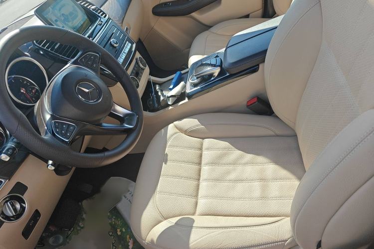 Used Mercedes-Benz GLE 2016 GLE 320 4MATIC Luxury Model
