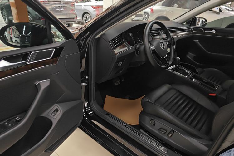 Used Volkswagen Magotan 2019 330TSI DSG Luxury Model China V Standard