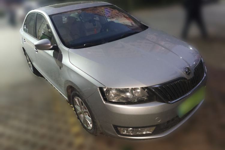 Used Skoda Rapid 2015 1.6L Automatic Smart Selection Model