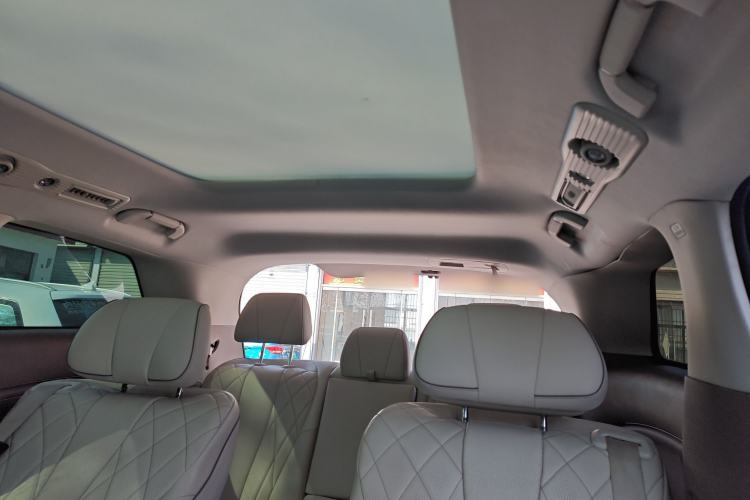 Used Denza D9 2022 DM-i 970 Four-Wheel Drive Prestige Model
