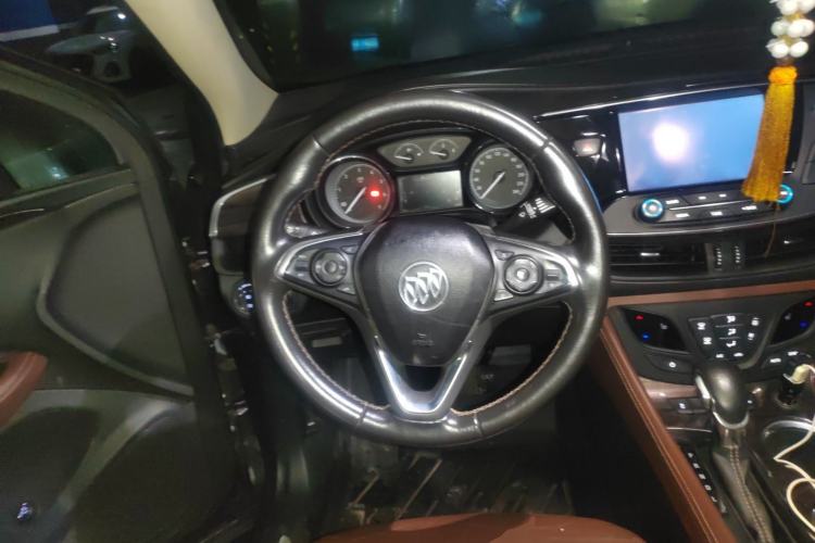 Used Buick Envision 2017 28T Four-Wheel Drive Elite Model Steering Wheel