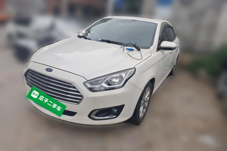 Used Ford Escort 2015 1.5L Automatic Fashion Model