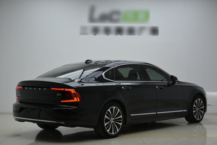 Used Volvo S90 2023 B5 Zhiyi Luxury Edition
