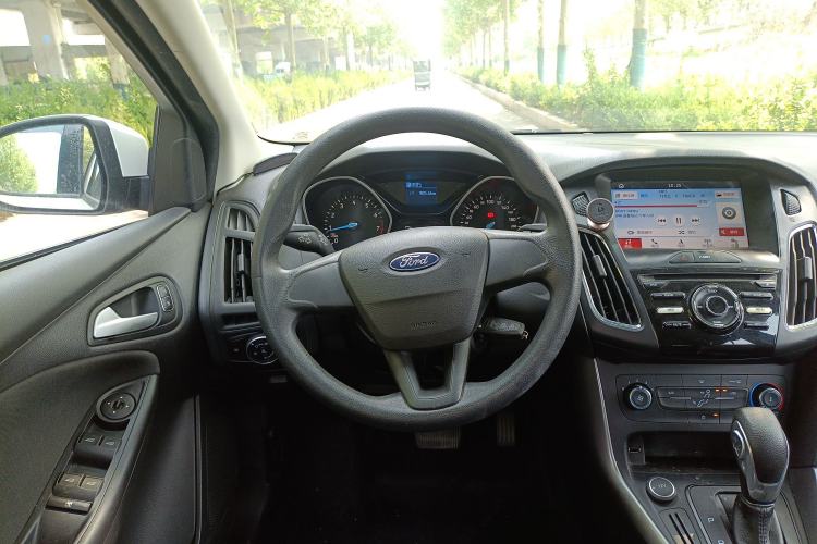 Used Ford Focus 2017 Hatchback 1.6L Automatic Comfort Plus SmartDrive Edition Steering Wheel