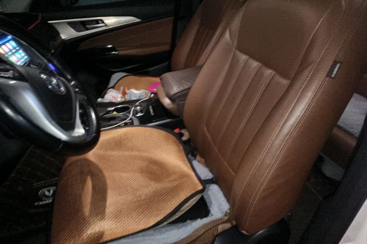 Used CHANGAN CS95 2017 2.0T Two-Wheel Drive Zhiyuan Edition
