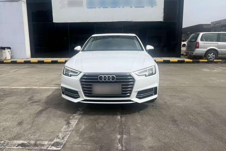 Used Audi A4L 2019 40 TFSI Ambition China VI