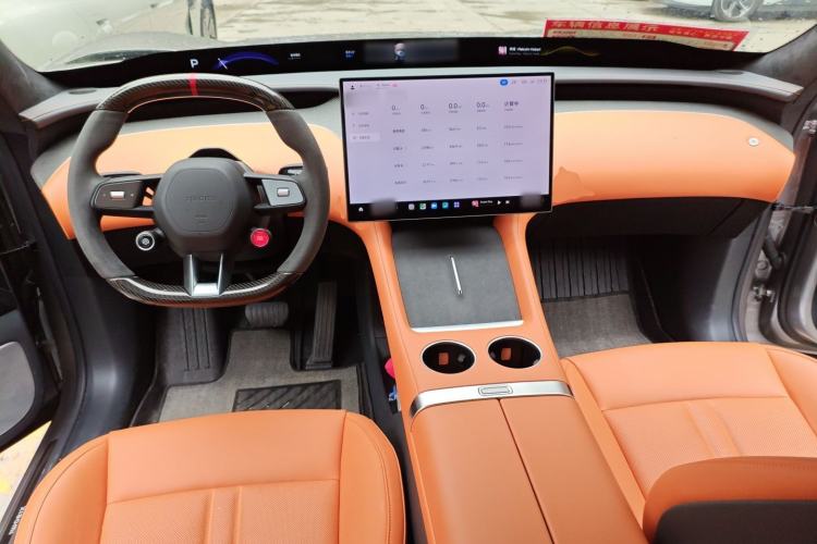 Used Xiaomi Auto YU7 2025 Ultra-Long Range High-Performance All-Wheel-Drive Max Edition
