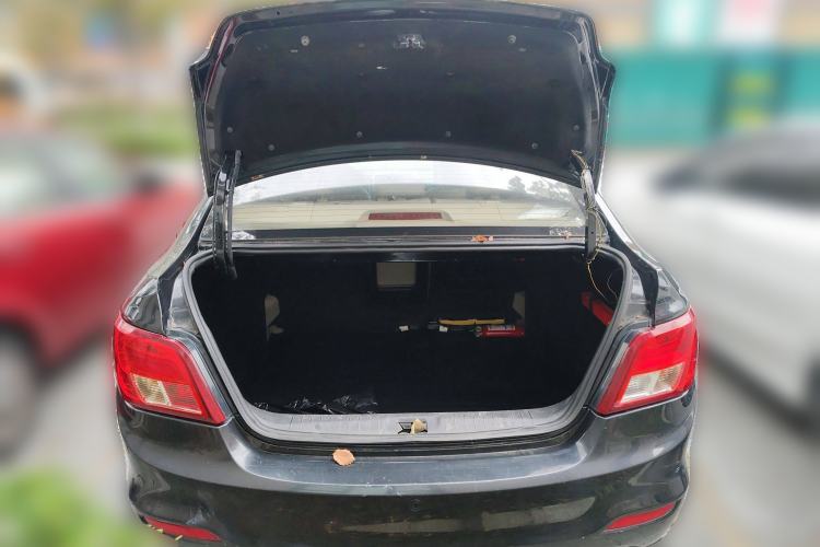 Used FORTHING Joyear S50 2016 1.6L CVT Deluxe Model