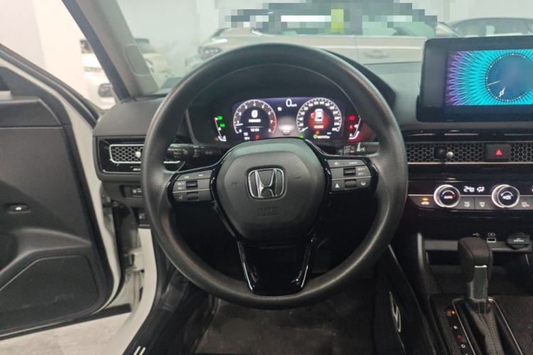 Used Honda Civic 2023 240TURBO CVT Dynamic · Center Stage Special Edition Steering Wheel