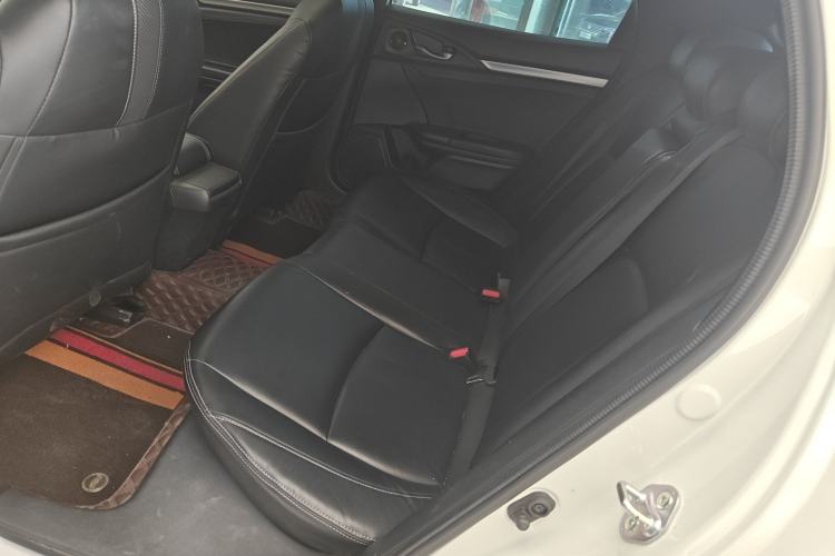 Used Honda Civic 2021 HATCHBACK 220TURBO CVT Trendy Cool Edition
