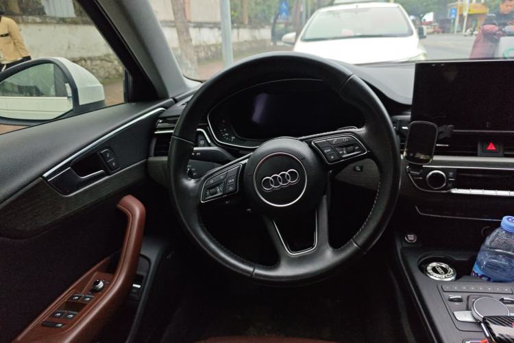 Used Audi A4L 2017 Plus 40 TFSI Fashion Model
