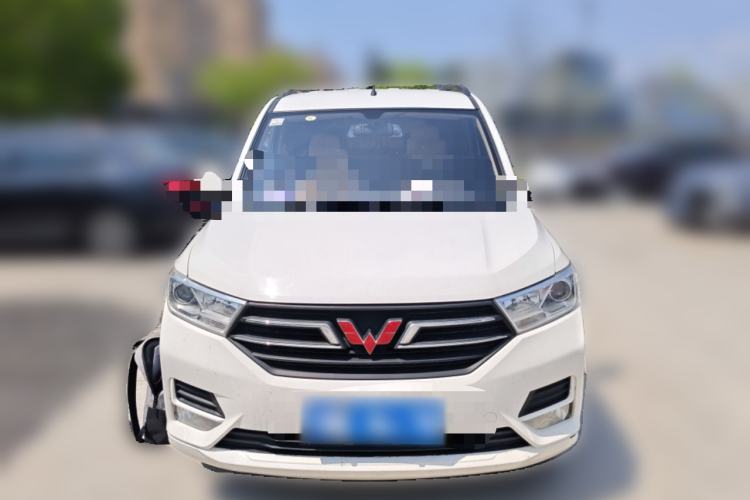 Used Wuling Hongguang 2019 1.5L S Standard Version China VI LAR
