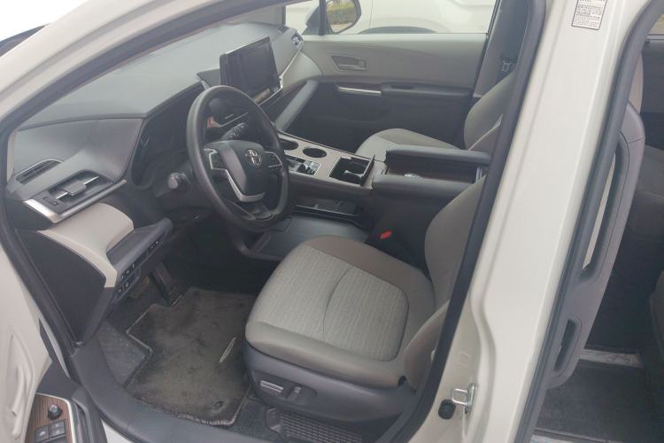 Used Toyota SIENNA 2021 2.5L Hybrid Comfort Edition Left Front Seat
