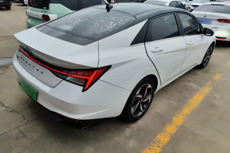 Used Hyundai Elantra 2021 1.5L CVT TOP Flagship Edition Rear Right 45 Deg