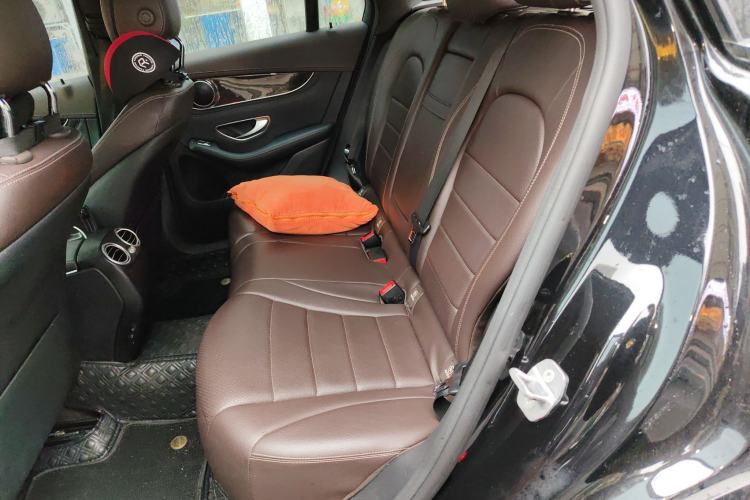 Used Mercedes-Benz GLC 2019 GLC 260 4MATIC Luxury Model