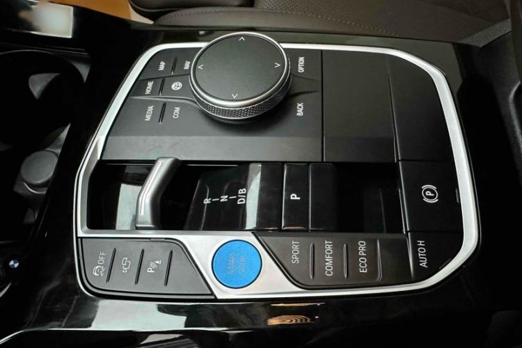 Used BMW iX3 2023 Leading Type
