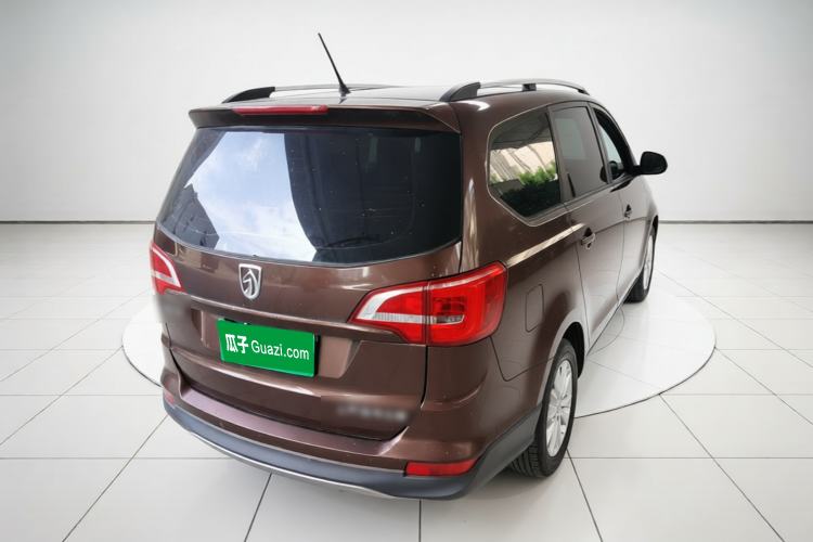 Used Baojun 730 2016 Revised 1.5L Manual Standard Version 7 Seats China V Emission Standard Rear Right 45 Deg