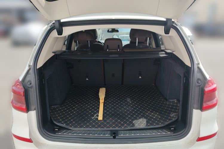 Used BMW X3 2020 xDrive25i Luxury Package Trunk