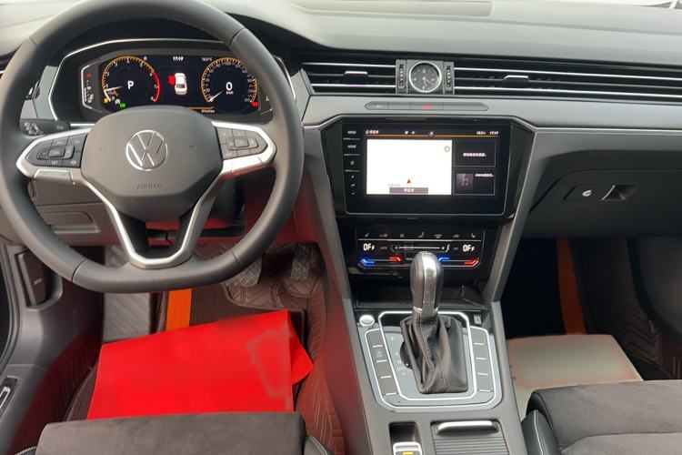 Used Volkswagen Magotan 2020 330TSI DSG Luxury Edition Interior 3