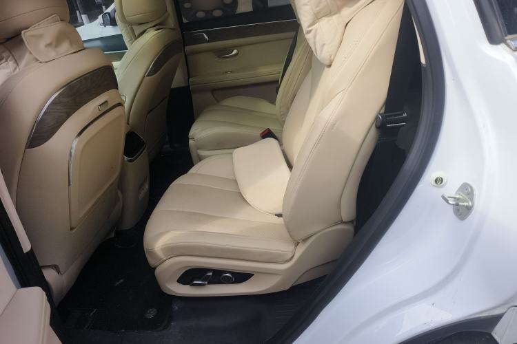 Used Hima AITO M7 2022 1.5T Four-Wheel Drive Luxury Edition Left Rear Seat