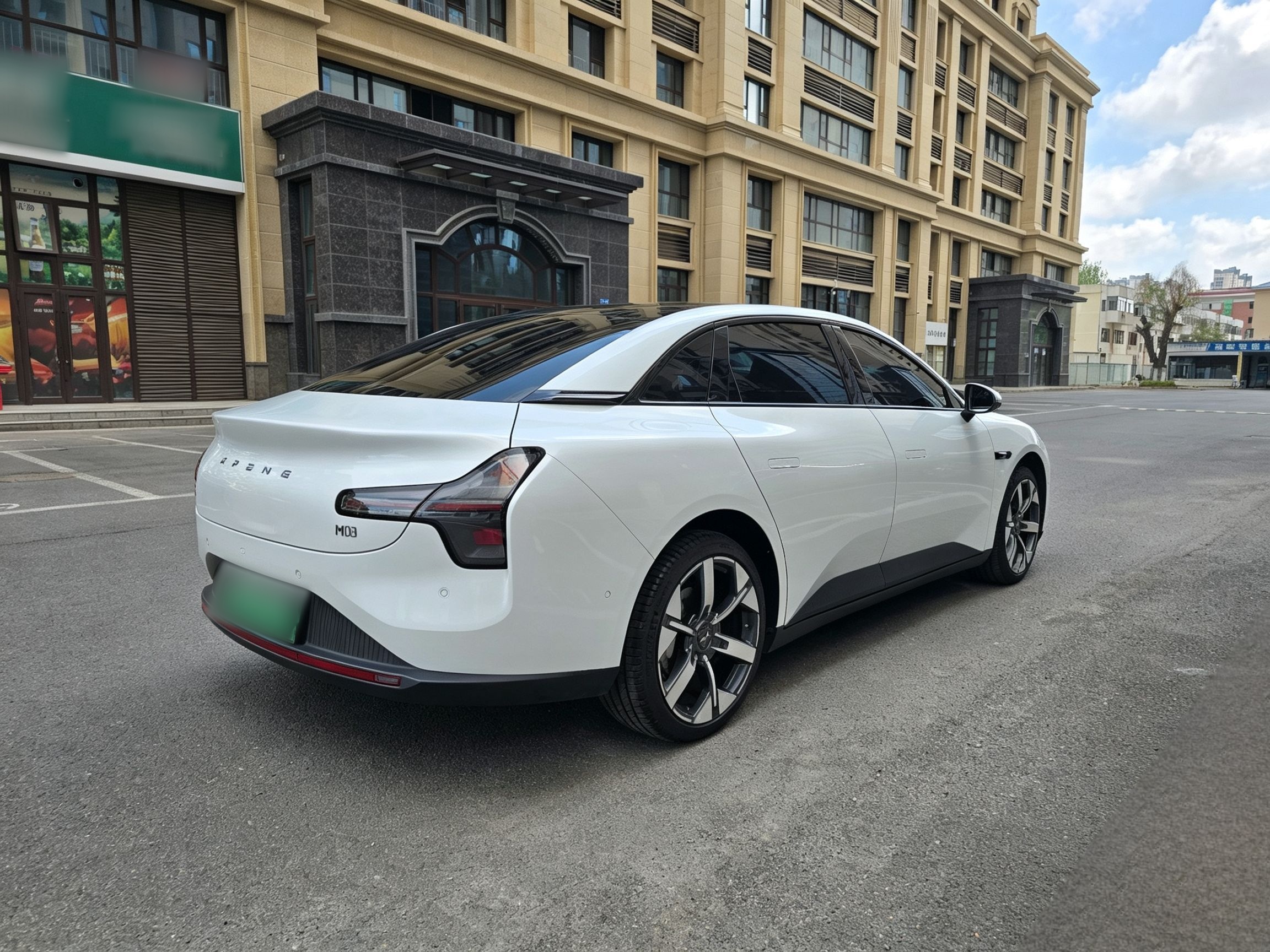 XPeng MONA M03 2024 620 with Ultra-Long Range — снимка 7