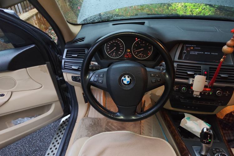 Used BMW X5 2011 xDrive35i Leading Model
