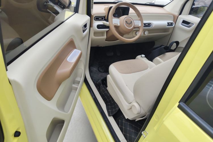 Used Wuling Hongguang MINIEV 2024 3rd Generation 215km Youth Edition