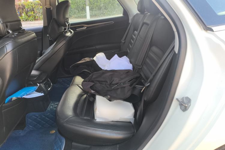 Used Ford Mondeo 2013 2.0L GTDi 200 Luxury Model
