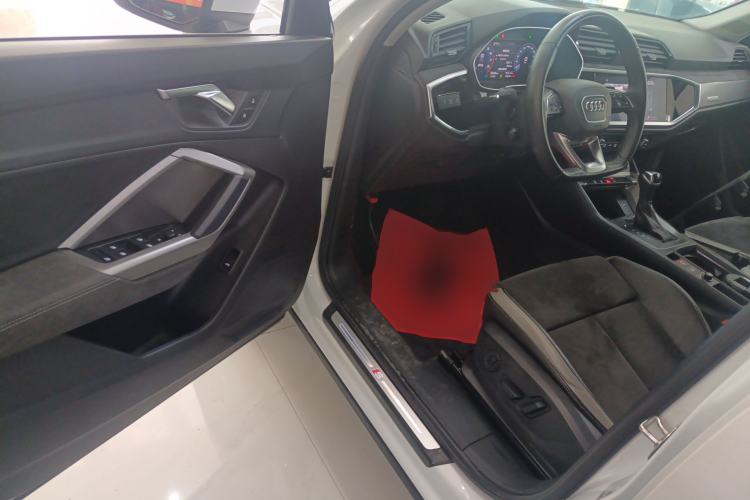 Used Audi Q3 2019 35 TFSI Fashion Dynamic Model