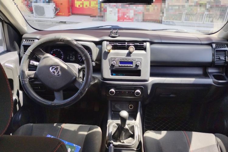 Used CHANGAN OSHAN X70A 2018 1.5L Manual Base Version Center Console