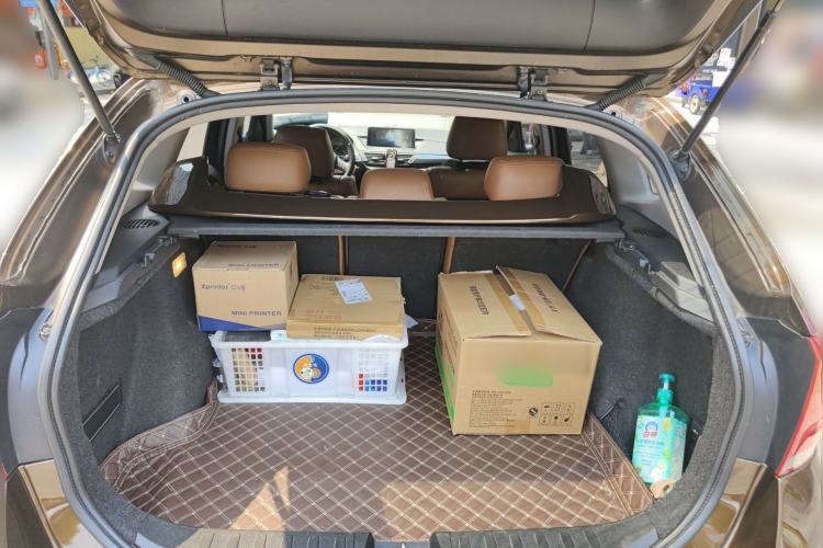 Used BMW X1 2013 sDrive18i Sport Design Package Trunk