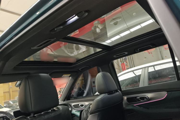 Used GAC Trumpchi GS8 2022 Linghang Series 2.0 TGDI Two-Wheel-Drive Luxury Smart Connectivity Version (7 Seats) Headliner