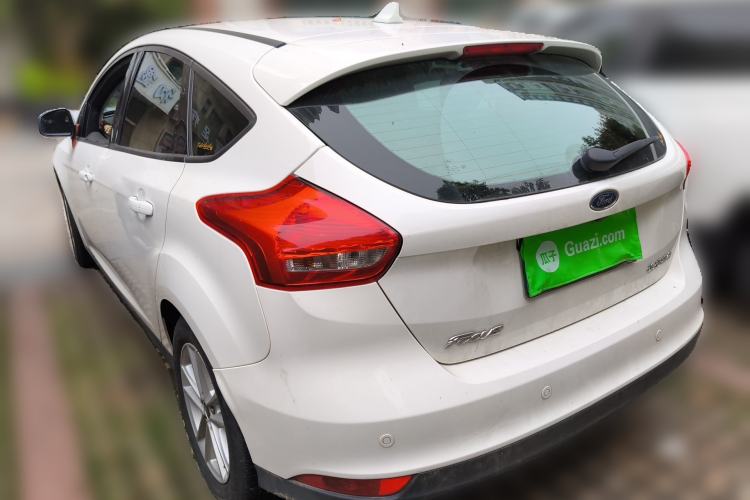 Used Ford Focus 2018 Hatchback Classic 1.6L Automatic Trendy SmartDrive Edition