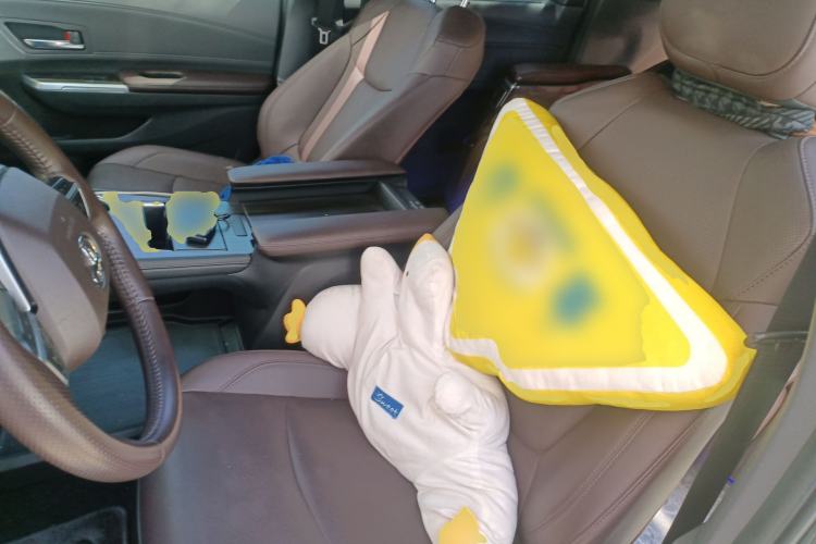 Used Toyota SIENNA 2021 2.5L Hybrid Platinum Edition Left Front Seat