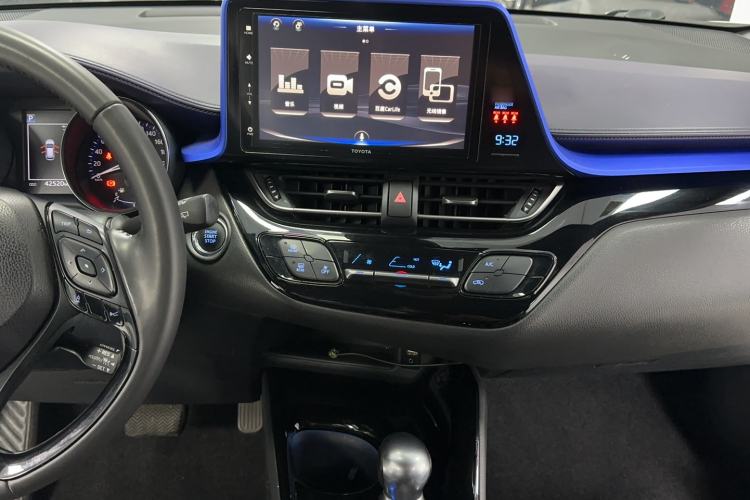 Used Toyota IZOA 2018 2.0L Yichi Edition China V Standard